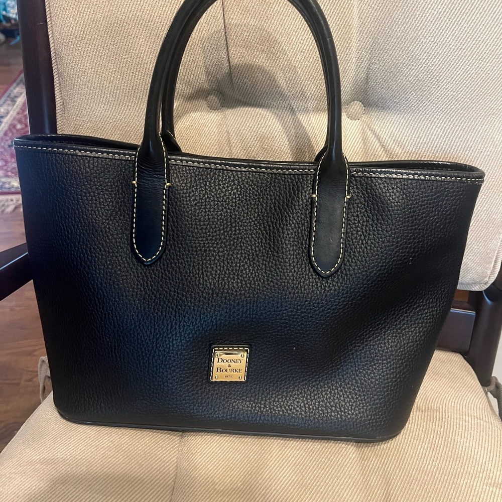 Dooney & Bourke Black Structured Leather Tote